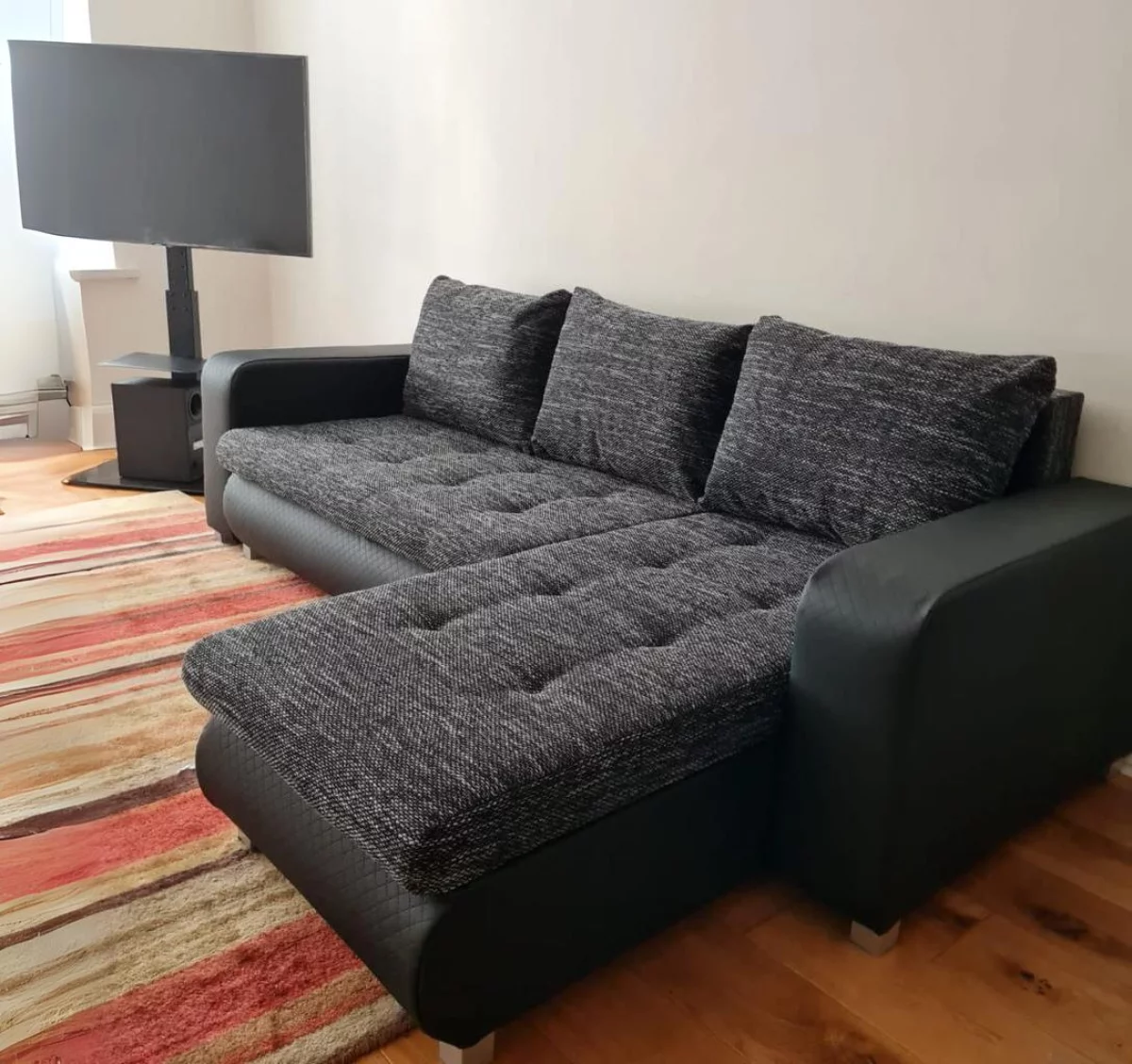 Berlin-Sofa-bed-with-storage