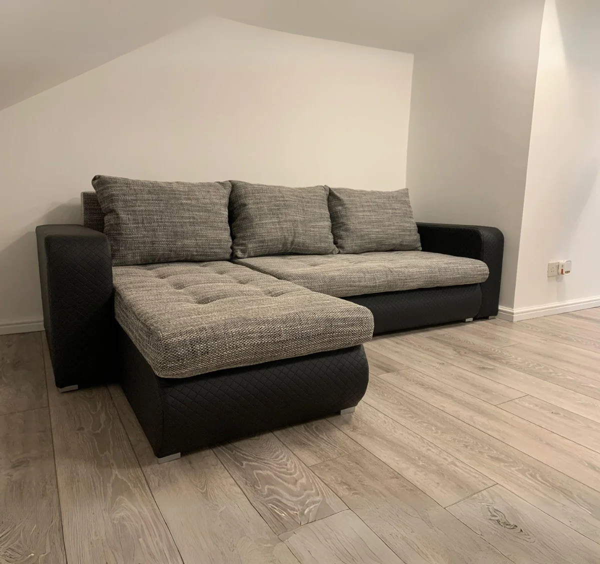 Berlin-Sofa-bed-with-storage