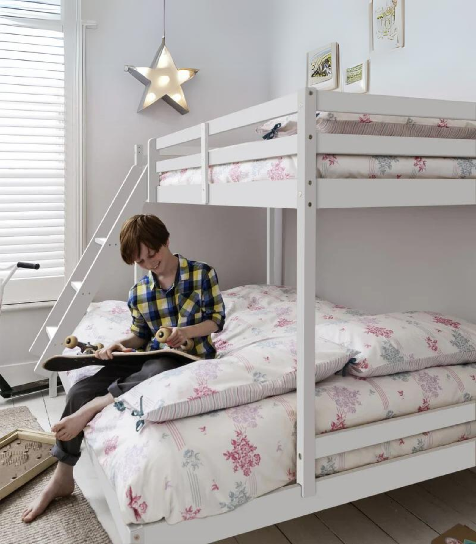 wooden bunk bed trio with mattress